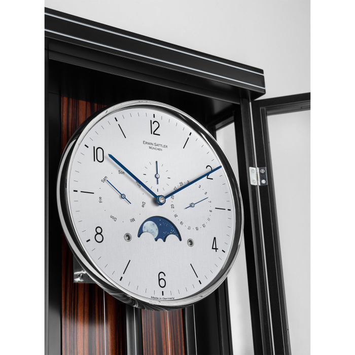 Moderne Wanduhr Classica KS 130 M mit arabischem Zifferblatt, Kalenderfunktion und eleganter Holzverkleidung
