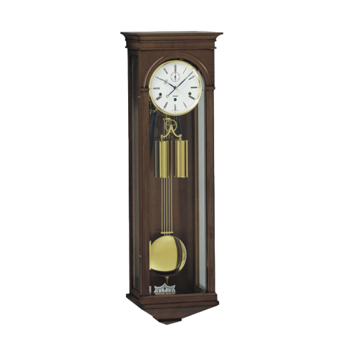 Kieninger Wanduhr 2512-23-02 im eleganten Nussbaumgehäuse mit Glasfront, goldfarbenem Pendel und Gewichten.