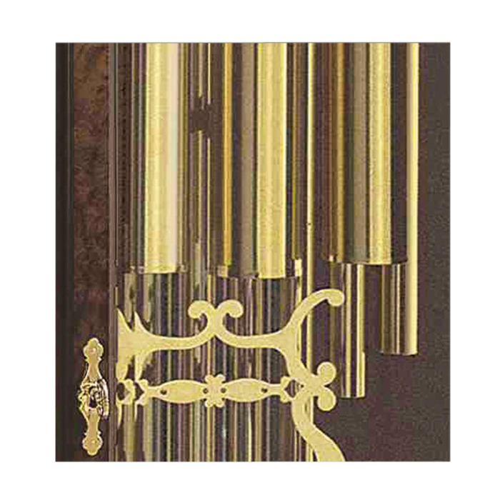 Detailaufnahme der Gewichte der Kieninger Standuhr 0138-82-05 in Nussbaum