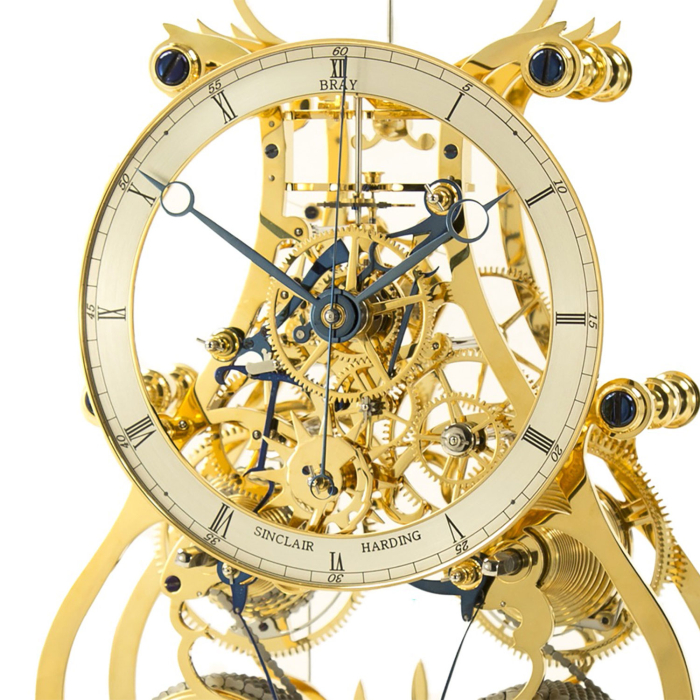 Zifferblatt der Sinclair Harding Two Train Condliff – handgefertigte englische Skelettuhr in Gold