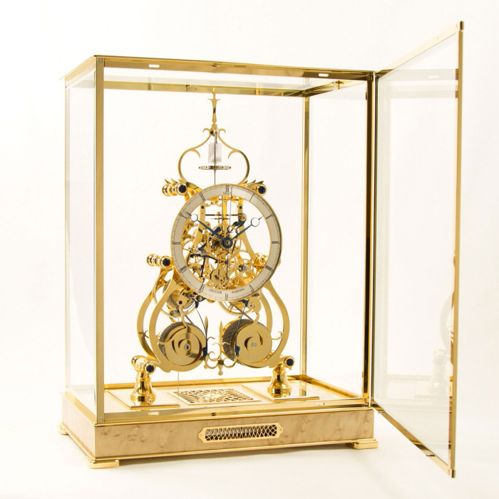 Sinclair Harding Two Train Condliff Tischuhr im Glasgehäuse – luxuriöse Skeleton Clock mit Pendel