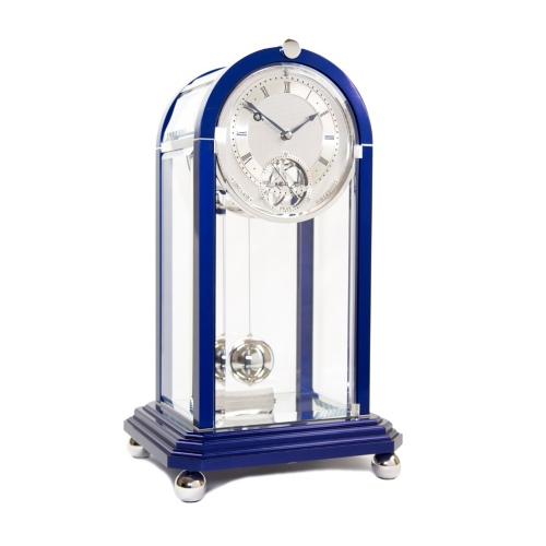 Sinclair Harding Table Regulator in Blau – moderne Interpretation klassischer Uhrmacherkunst