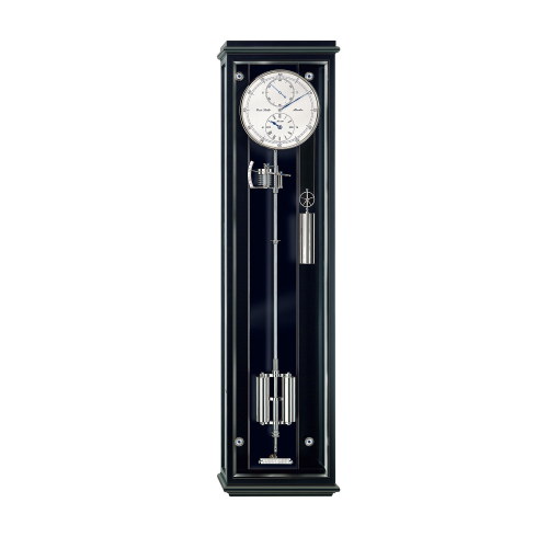 Classica Secunda 1985 M in schwarzer Hochglanzausführung – moderne Interpretation der klassischen Pendeluhr von Erwin Sattler