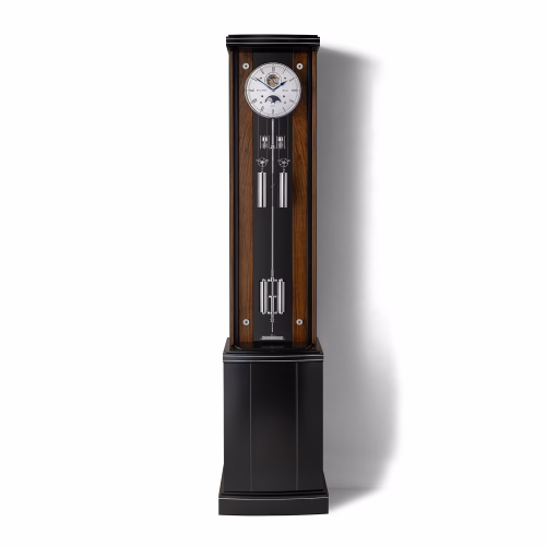 Erwin Sattler Troja Sonata M II Präzisionspendeluhr mit Makassarholz, Mondphase, offenem Präzisionspendel und elegantem Glasgehäuse.